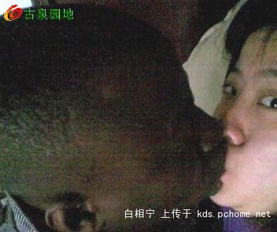 武汉两名女大学生被同一黑人感染艾滋病|闲情