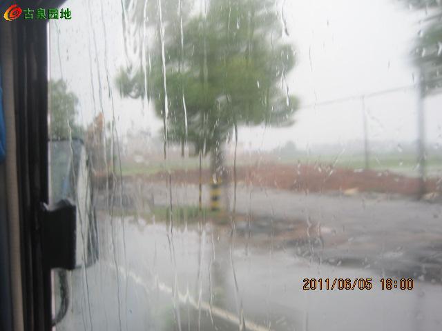 3_69975_fc523f2e6cd5a93.jpg