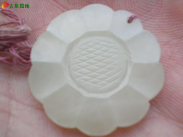 605_101385_8a18679c40dc8ec.jpg