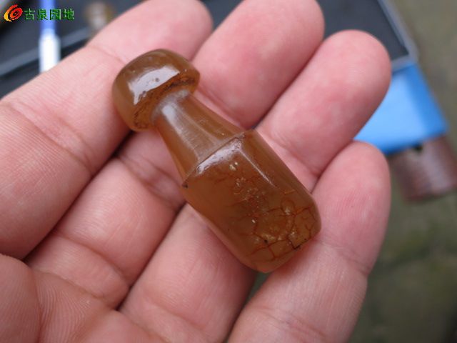 【好玛瑙烟袋嘴子3个】